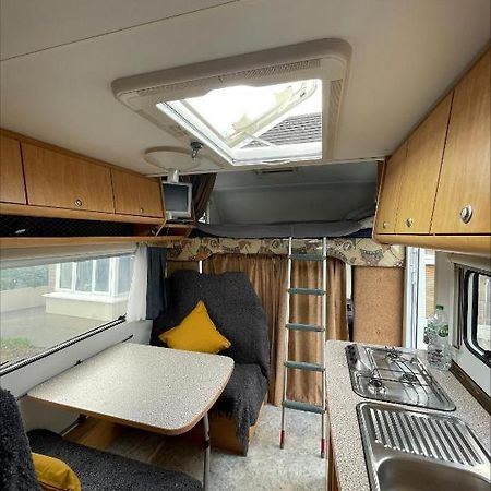 The Cosy Camper At Rockfield Park Ξενοδοχείο Γκάλγουεϊ Εξωτερικό φωτογραφία