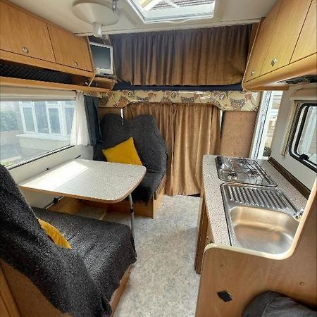 The Cosy Camper At Rockfield Park Ξενοδοχείο Γκάλγουεϊ Εξωτερικό φωτογραφία